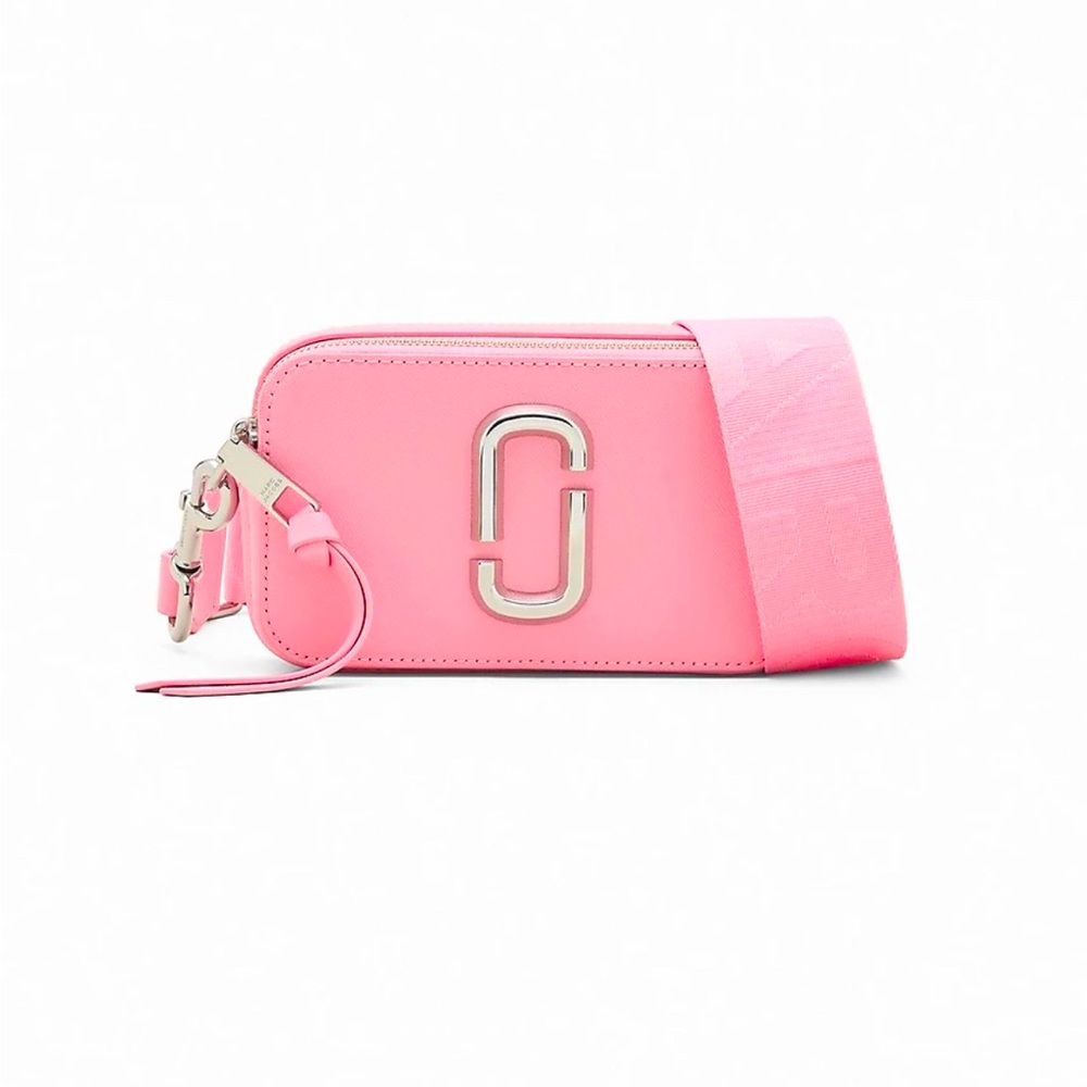 selling it’s because I feel like i’m too grown to be wearing this.  baby pink.